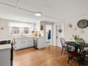 180 Plain St, Marshfield MA 02050