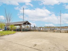 200 Cove Way 909, Quincy MA 02169