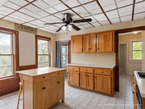26-28 Eureka, Fitchburg MA 01420
