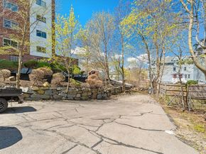 44 Greenleaf St, Quincy MA 02169