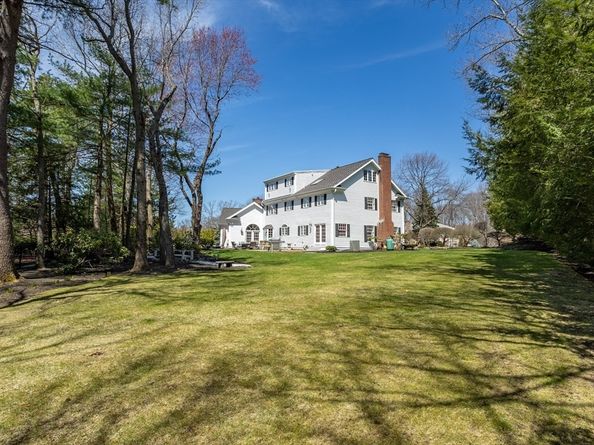 7 Lothrop Circle, Lexington MA 02420