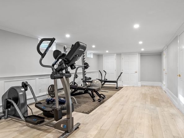 7 Lothrop Circle, Lexington MA 02420