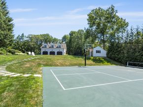7 Lothrop Circle, Lexington MA 02420
