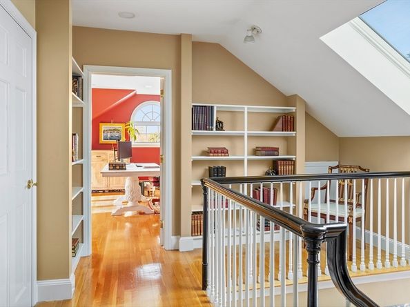 7 Lothrop Circle, Lexington MA 02420