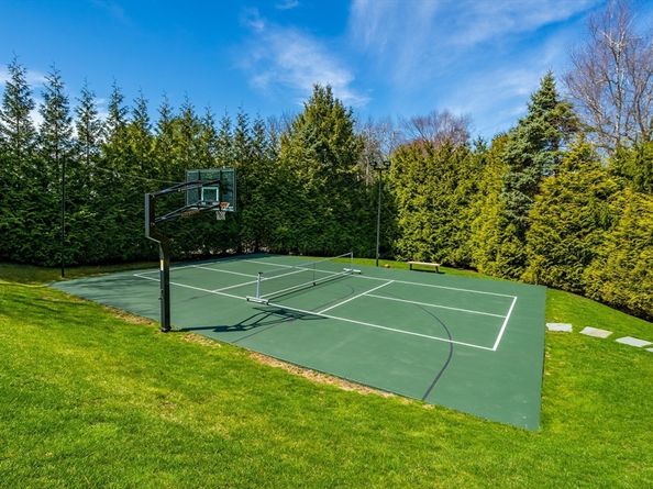 7 Lothrop Circle, Lexington MA 02420