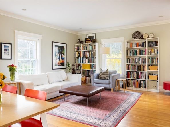 371 Walnut Street, Brookline MA 02445