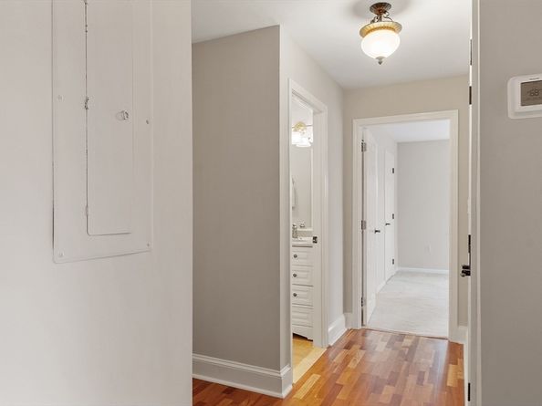 20 Central Street 402, Salem MA 01970