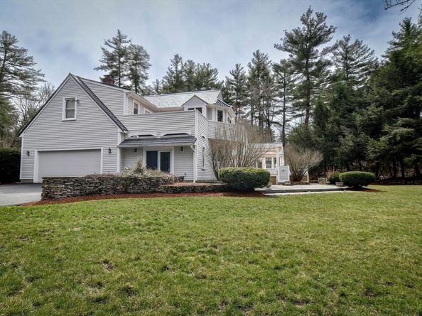 308 Harvard Rd, Stow MA 01775