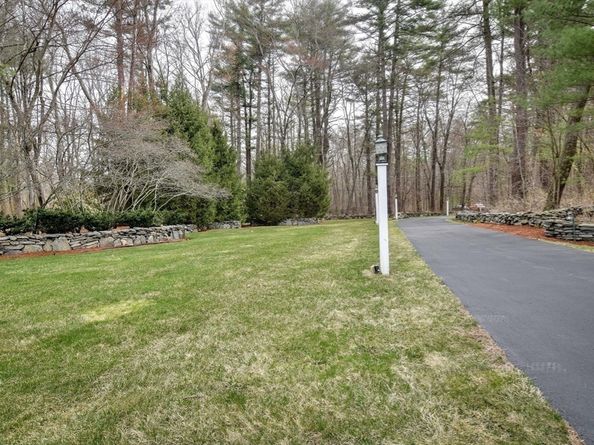 308 Harvard Rd, Stow MA 01775