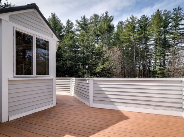308 Harvard Rd, Stow MA 01775