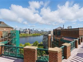 10 Rogers St PH19, Cambridge MA 02142