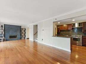 10 Rogers St PH19, Cambridge MA 02142
