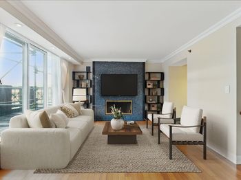 10 Rogers St