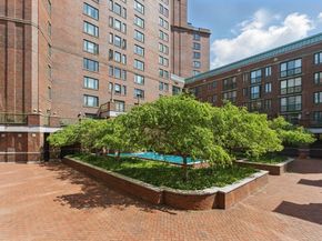 10 Rogers St PH19, Cambridge MA 02142