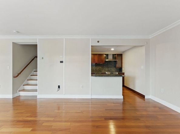 10 Rogers St PH19, Cambridge MA 02142