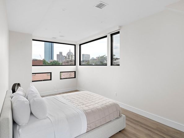 320 Shawmut Avenue 4, Boston MA 02118