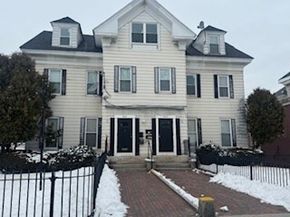 862 Main St, Worcester MA 01610