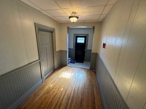 862 Main St, Worcester MA 01610