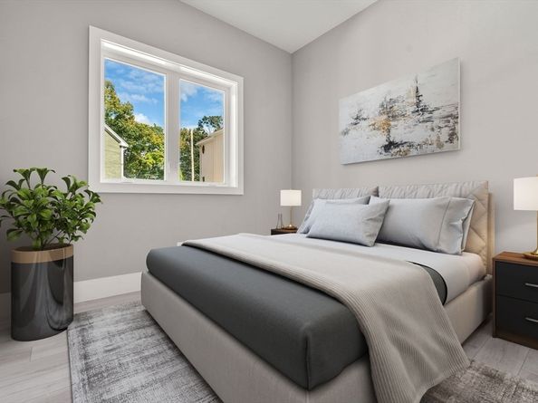 28 Wilson Cir 28, Newton MA 02461