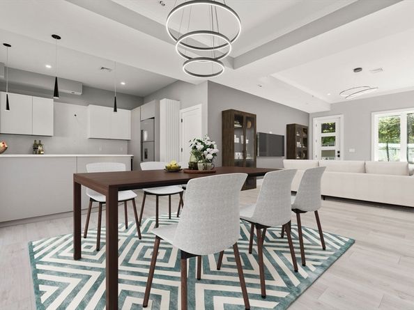 28 Wilson Cir 28, Newton MA 02461