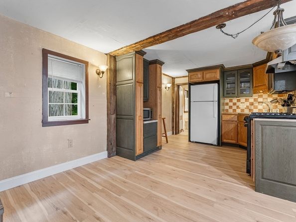 64 Worcester Street, West Boylston MA 01583