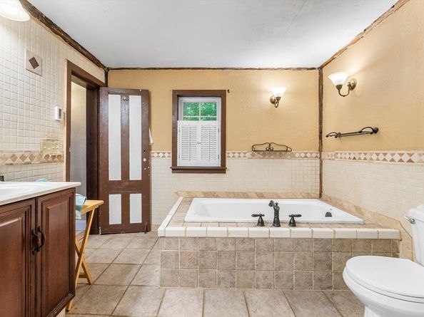 64 Worcester Street, West Boylston MA 01583