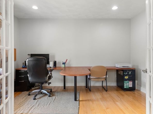 2 Dana Dr, Groveland MA 01834
