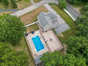2 Dana Dr, Groveland MA 01834