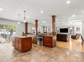 2 Dana Dr, Groveland MA 01834