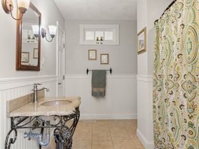 2 Dana Dr, Groveland MA 01834