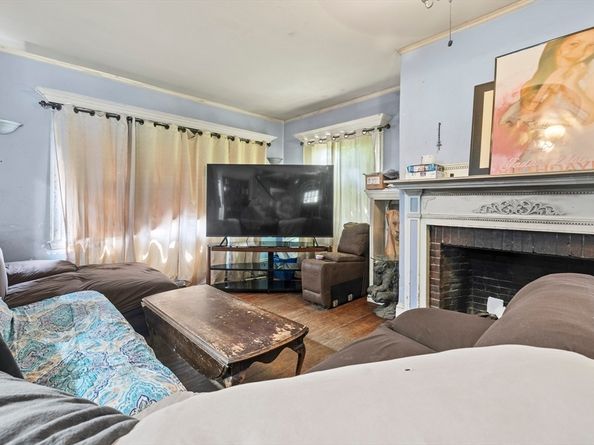 124 South Main St, Middleboro MA 02346