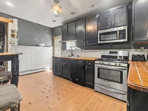 124 South Main St, Middleboro MA 02346