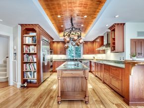 10 Sheffield Road, Winchester MA 01890