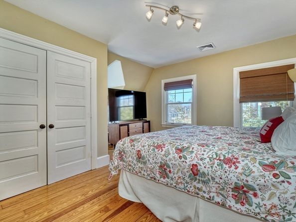 10 Sheffield Road, Winchester MA 01890