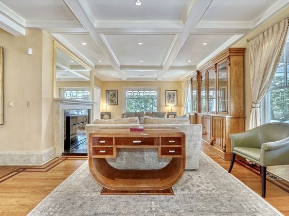 10 Sheffield Road, Winchester MA 01890