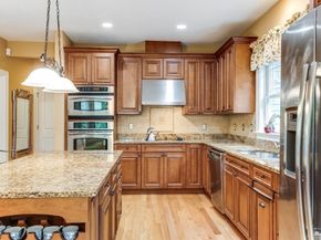 7 Aberdeen 7, Plymouth MA 02360