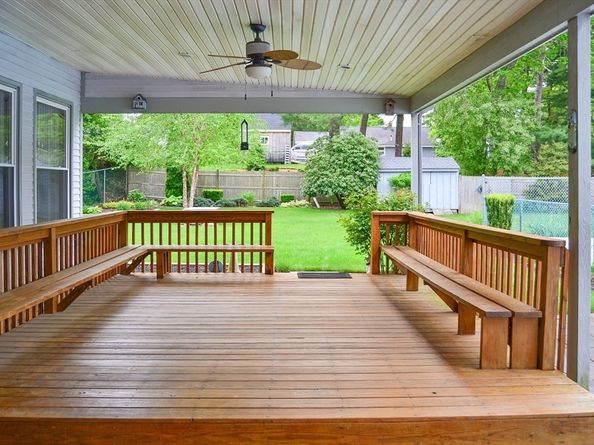 110 Mayflower Ridge Dr, Wareham MA 02571