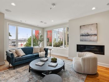 405 West First St