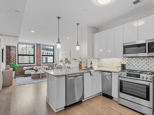 121 Portland Street 601, Boston MA 02114