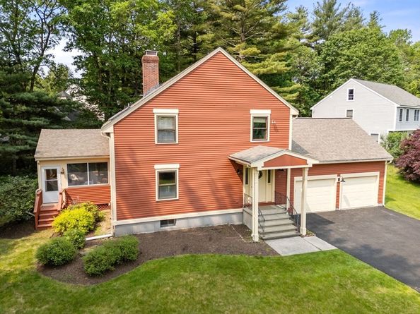 17 Northbriar Rd, Acton MA 01720