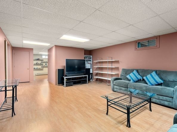 17 Northbriar Rd, Acton MA 01720
