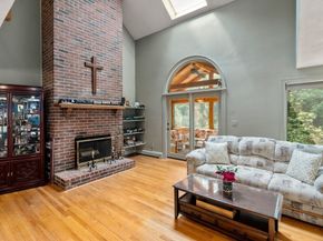 17 Northbriar Rd, Acton MA 01720