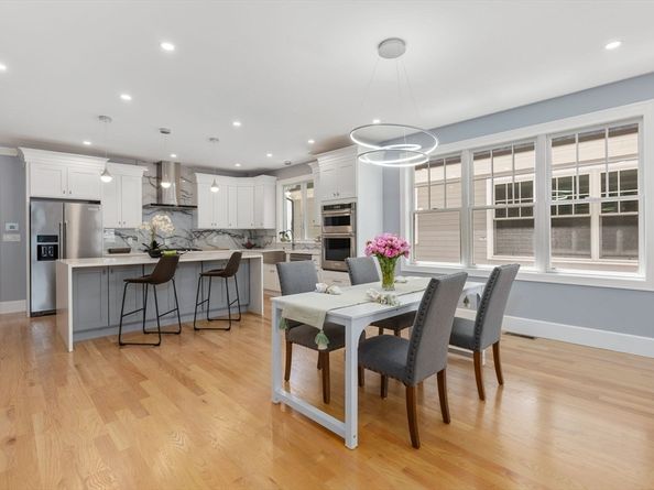 671 Boylston St 671, Newton MA 02459