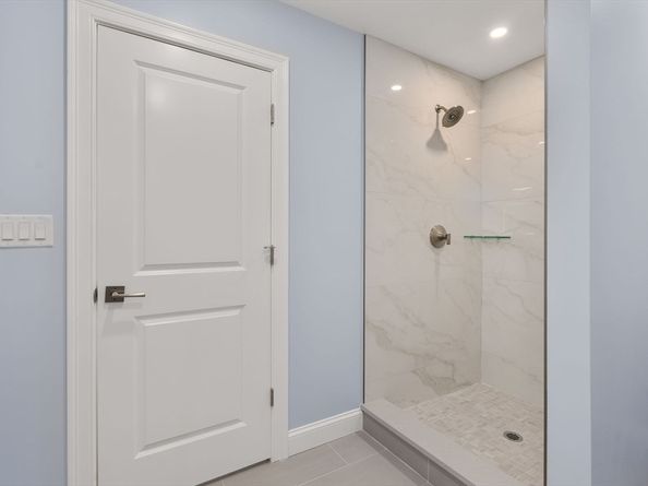 671 Boylston St 671, Newton MA 02459