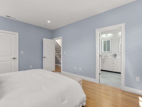 671 Boylston St 671, Newton MA 02459