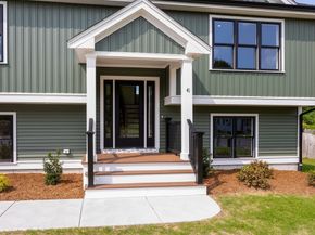 41 Kent St, Brockton MA 02302