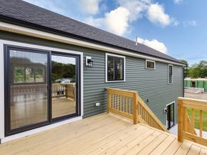 41 Kent St, Brockton MA 02302