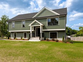 41 Kent St, Brockton MA 02302