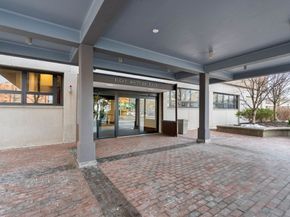 8 Whittier Place 17E, Boston MA 02114