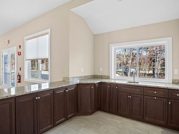 25 Salisbury Hill Blvd. 67, Worcester MA 01609